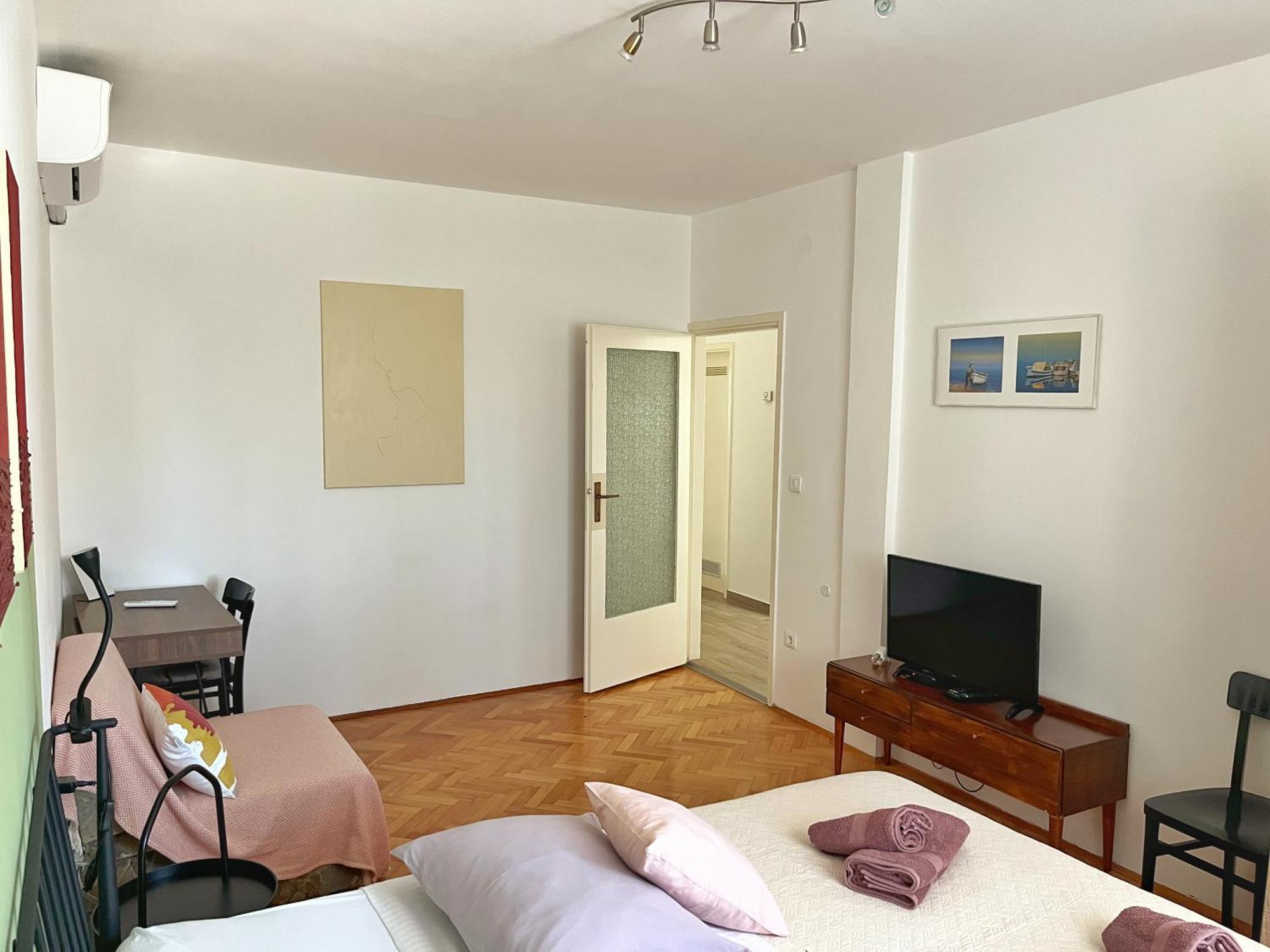 Apartment Nino In Pula Exterior photo